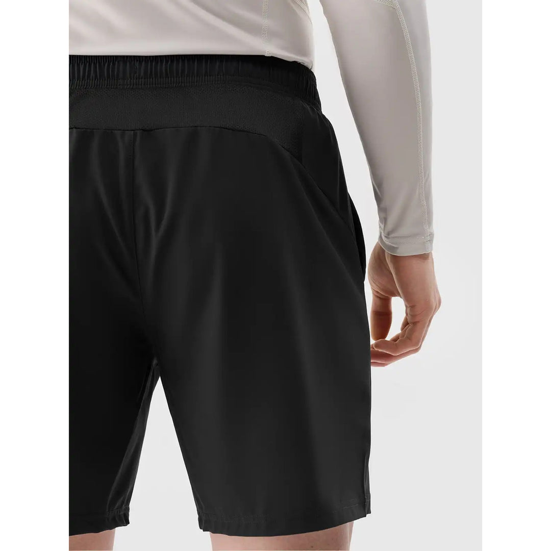 4F lühikesed püksid Train Beyond Limits