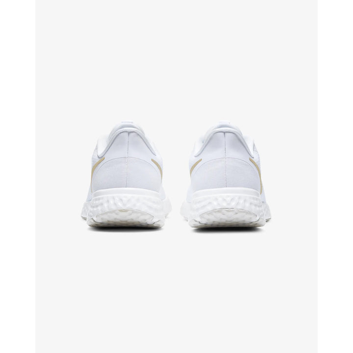Nike jalats Revolution 5