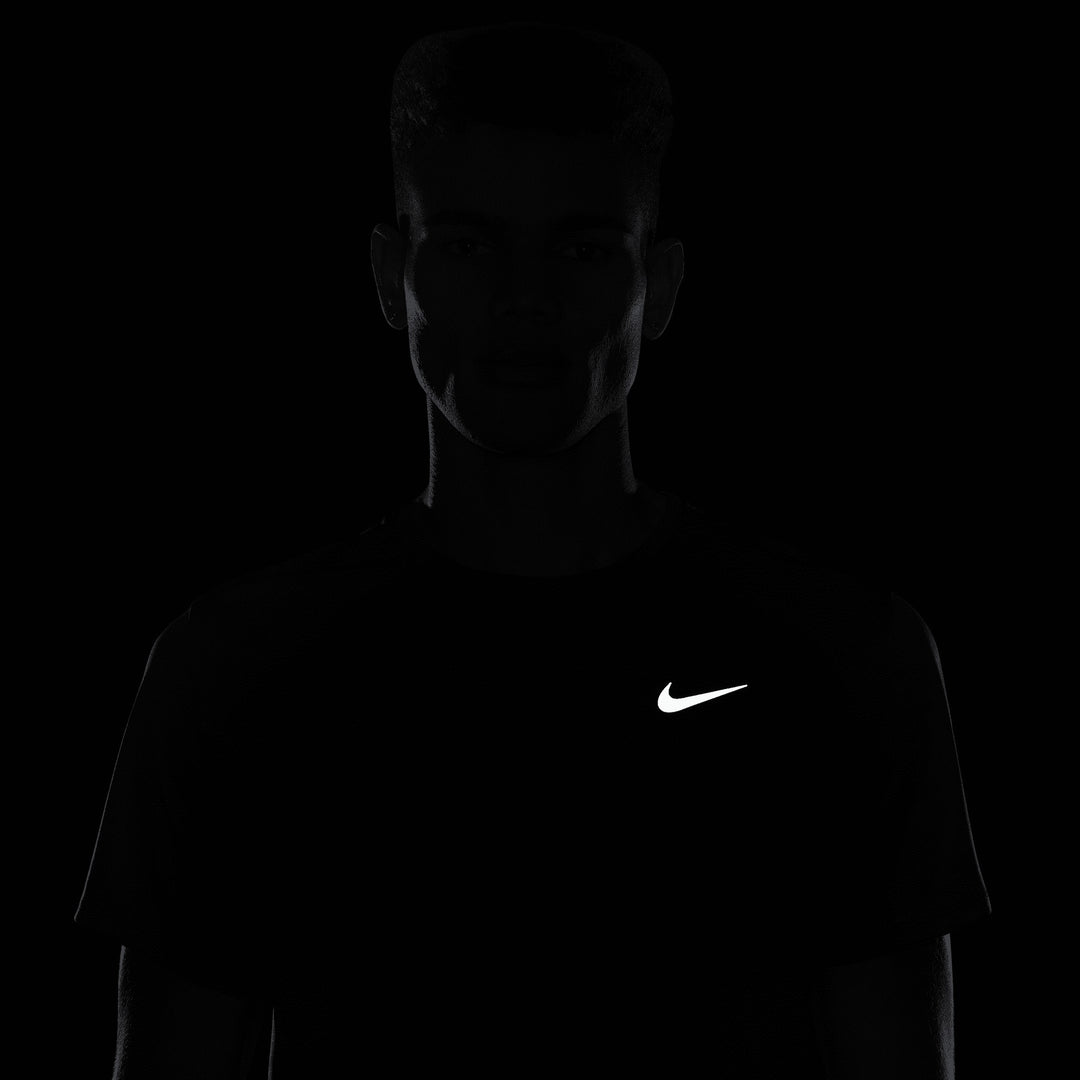 Nike treeningsärk Dri-FIT UV Miler