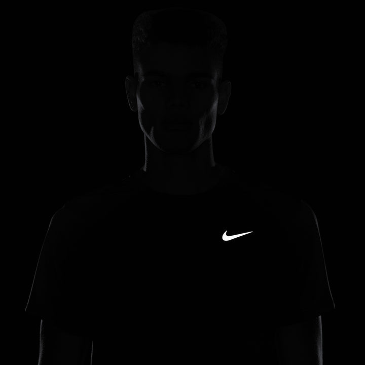 Nike treeningsärk Dri-FIT UV Miler