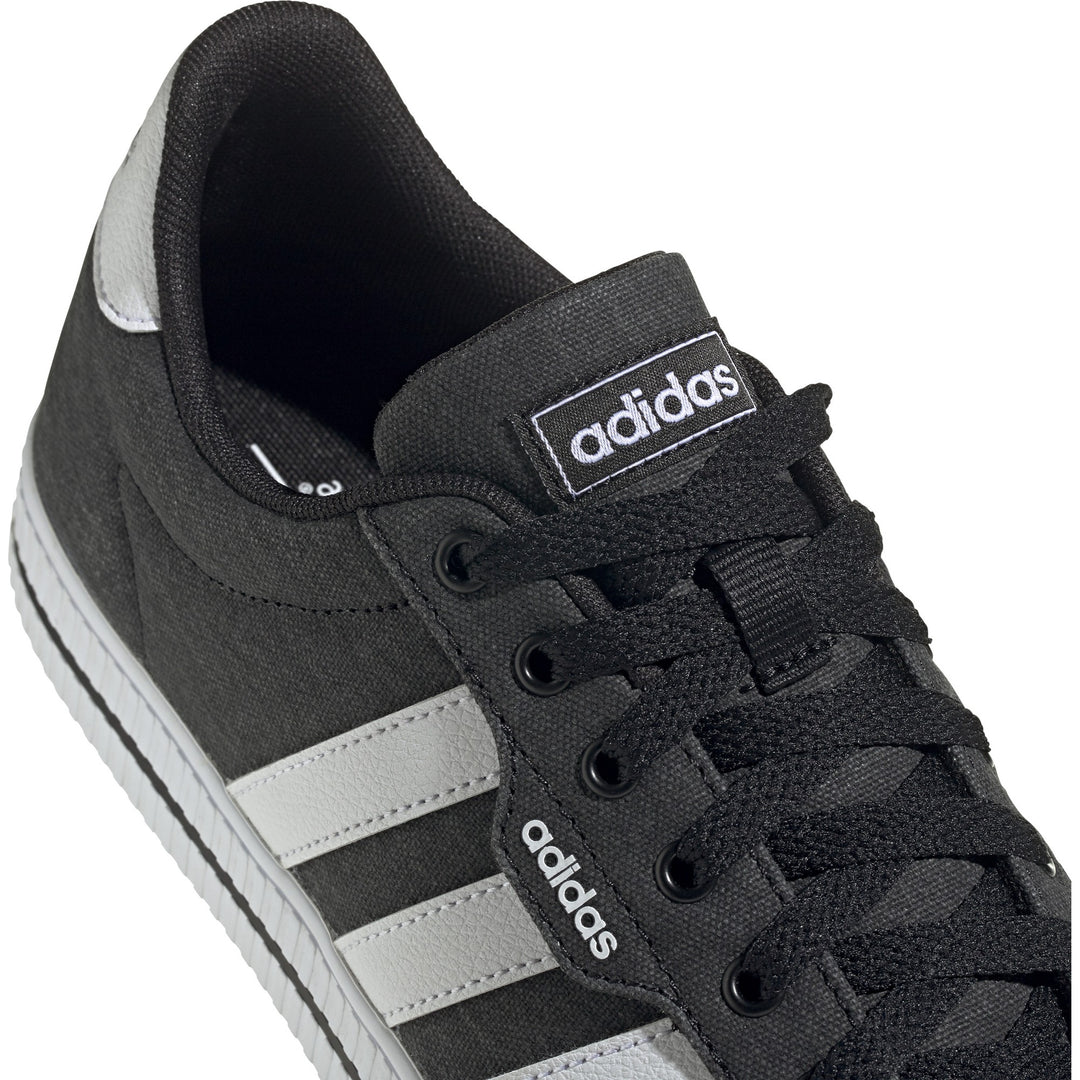 Adidas jalats Daily 3.0