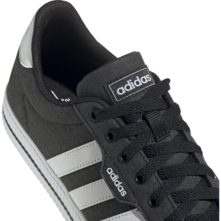 Adidas jalats Daily 3.0