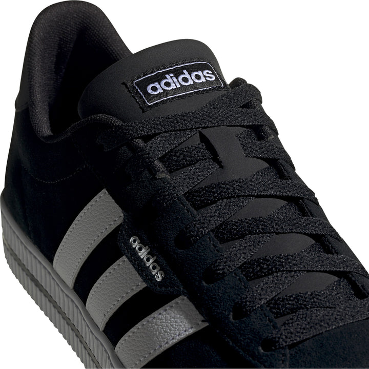 Adidas jalats Daily 3.0