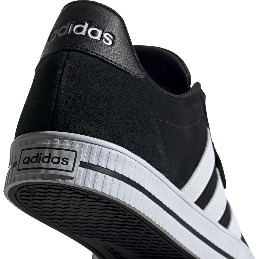 Adidas jalats Daily 3.0