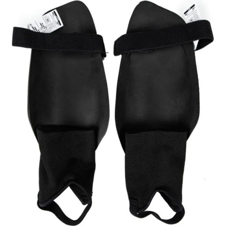 Nike jalgpallikaitsmed Charge