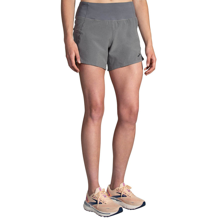 Brooks lühikesed jooksupüksid Chaser 5"