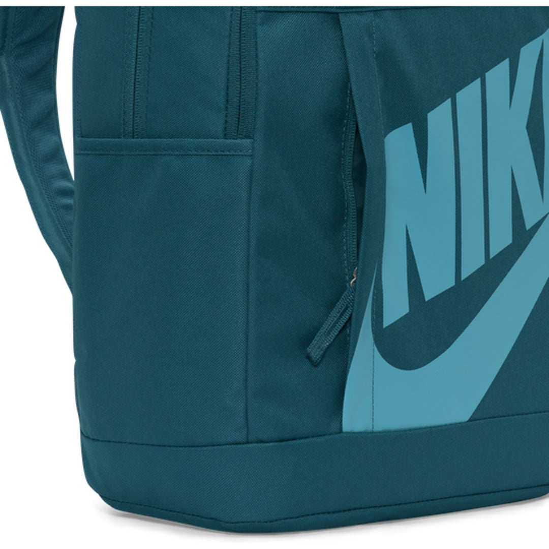Nike seljakott Elemental